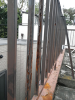 ベランダ施工時期のめやす写真:柵など鉄部のサビ